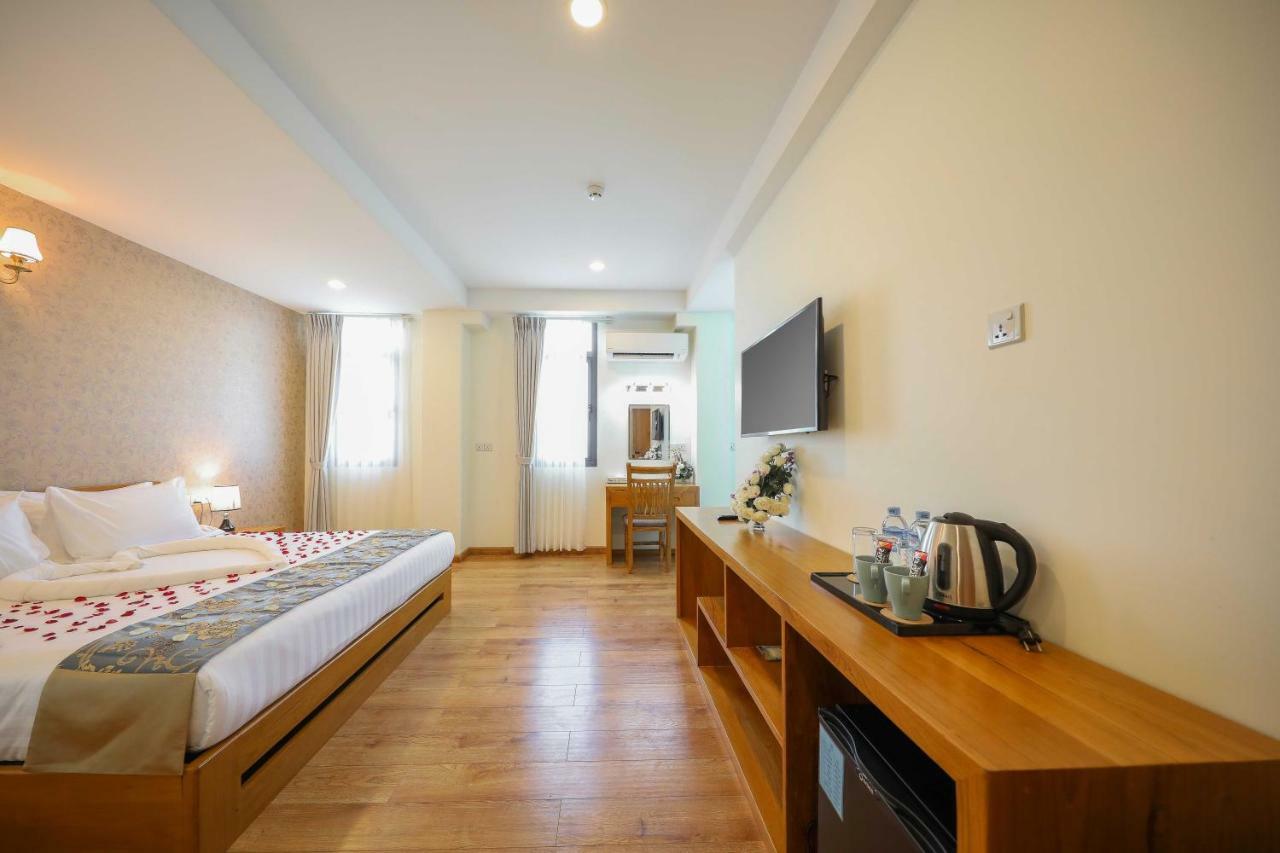 יאנגון Inya View Hotel מראה חיצוני תמונה